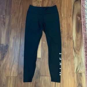 Nike Dri Fit Women’s Ladies Black Athletic Work Out Leggings EUC Size M Medium